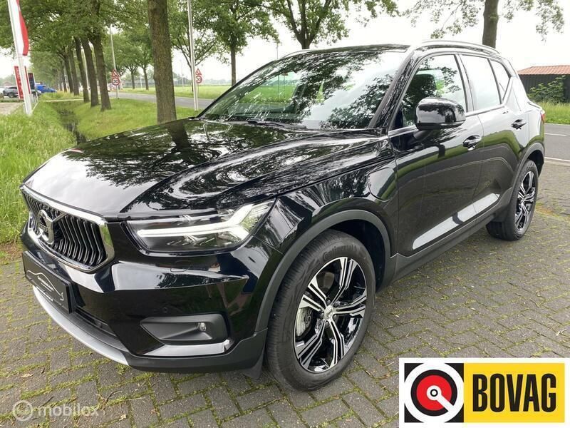 Zwart Gebruikt 2020 Volvo XC40 SUV | € 34.285 (Eerlijke prijs) - Afbeelding 1/4