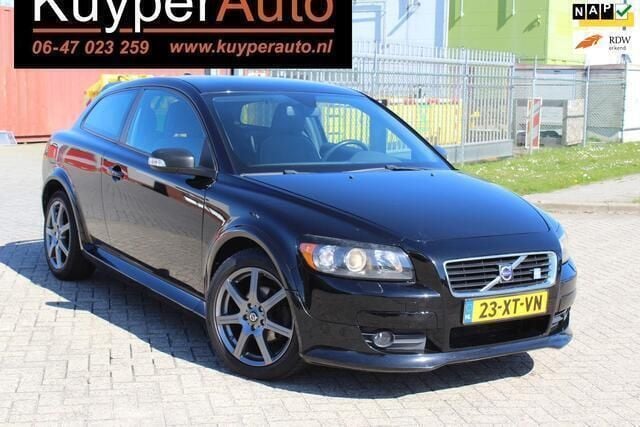 Zwart Gebruikt 2007 Volvo C30 Kinetic Hatchback | € 4.250 (Eerlijke prijs) - Afbeelding 1/4