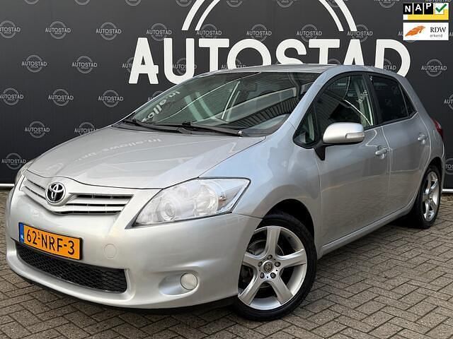 Grijs Occasion 2010 Toyota Auris Hatchback | € 4.995 (Eerlijke prijs) - Afbeelding 1/4