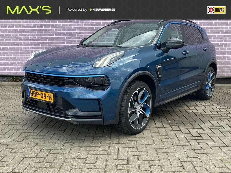 Blauw, metallic lak Gebruikt 2022 Lynk & Co 01 SUV | € 23.899 (Eerlijke prijs) - Afbeelding 1/3