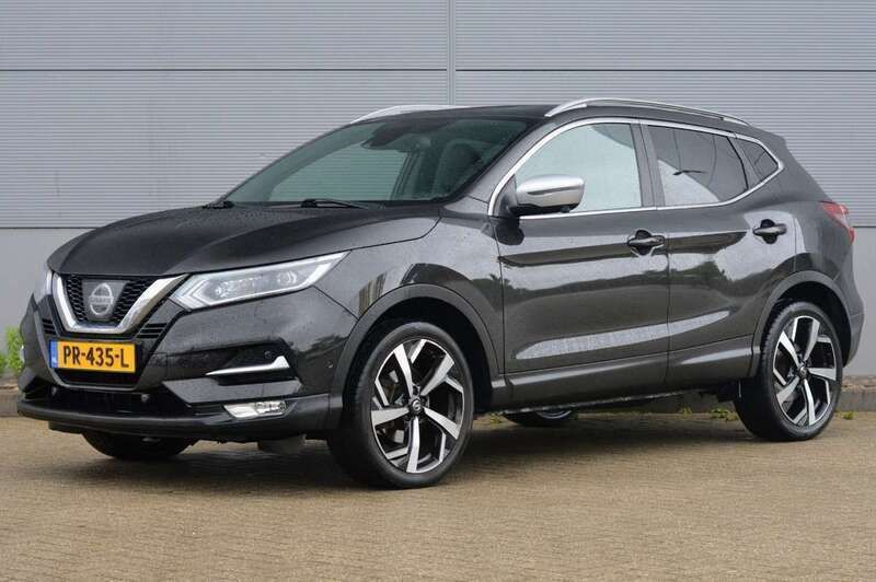 Zwart Gebruikt 2017 Nissan Qashqai Tekna+ SUV | € 12.995 (Eerlijke prijs) - Afbeelding 1/4