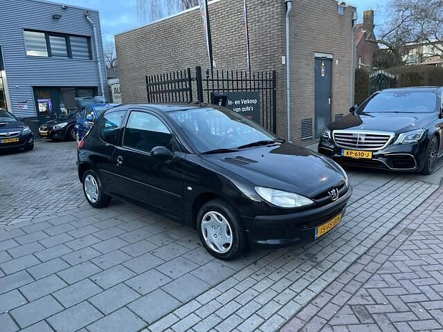 Occasion Peugeot 206 75 PK (55 kW) 2000 Zwart Hatchback