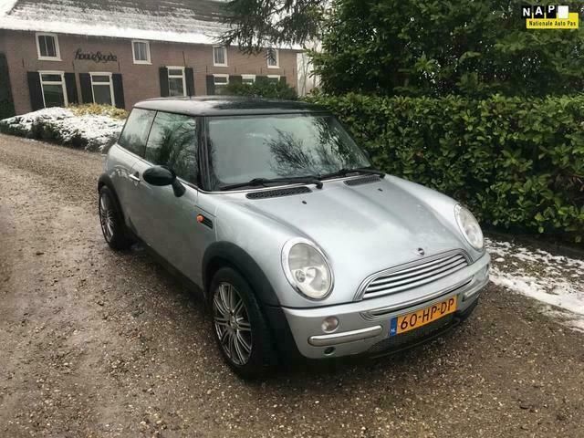 Grijs Gebruikt 2001 Mini Cooper Chili Hatchback | € 2.899 (Eerlijke prijs) - Afbeelding 1/4