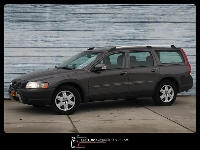 Bruin Occasion 2007 Volvo XC70 Stationwagen | € 3.699 (Super prijs) - Afbeelding 1/4