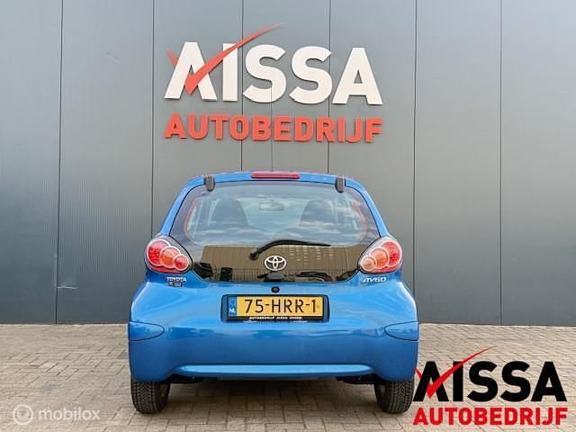 Occasion Toyota Aygo 68 PK (50 kW) 2009 Blauw Hatchback