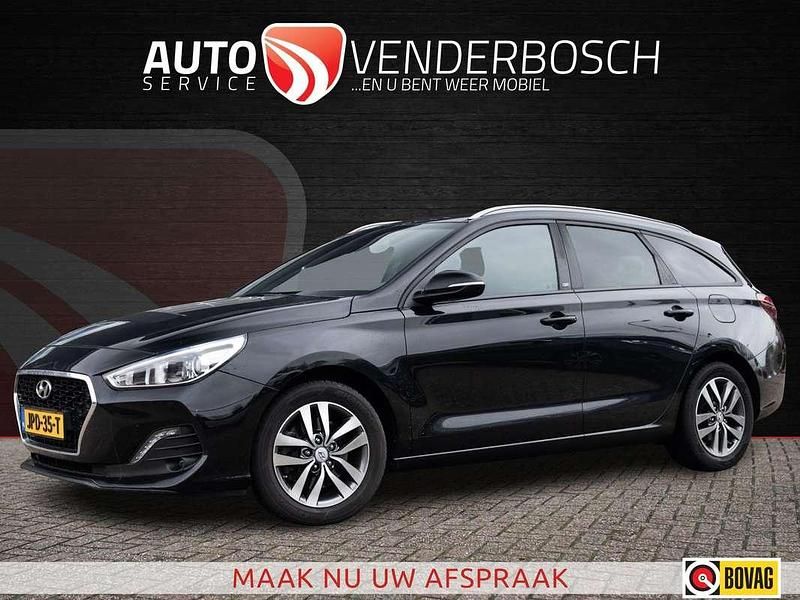 Zwart Occasion 2018 Hyundai i30 Premium Stationwagen | € 14.990 (Eerlijke prijs) - Afbeelding 1/4