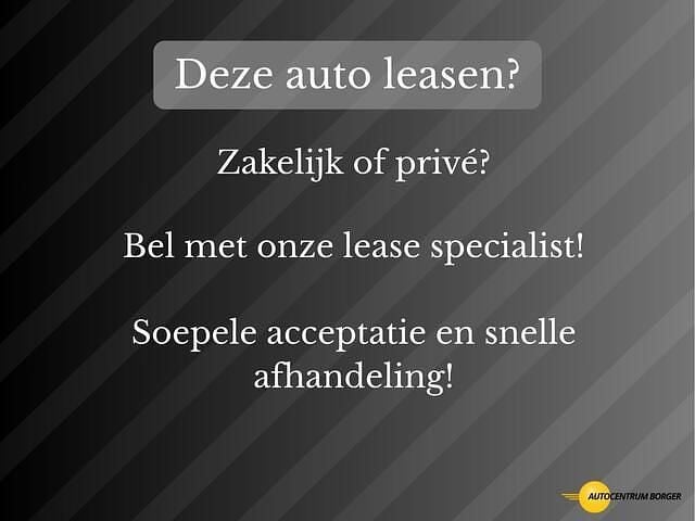 Zwart Occasion 2023 Toyota Yaris Hatchback | € 21.499 (Eerlijke prijs) - Afbeelding 1/2