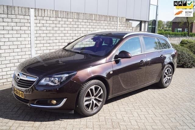 Bruin Gebruikt 2017 Opel Insignia Business Stationwagen | € 10.450 (Eerlijke prijs) - Afbeelding 1/4