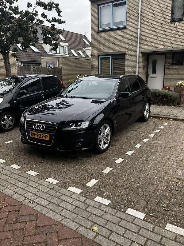 Zwart Gebruikt 2009 Audi A4 Stationwagen | € 6.500 (Eerlijke prijs) - Afbeelding 1/4