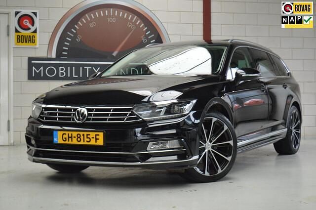 Zwart Occasion 2015 VW Passat Edition Stationwagen | € 13.880 (Eerlijke prijs) - Afbeelding 1/4