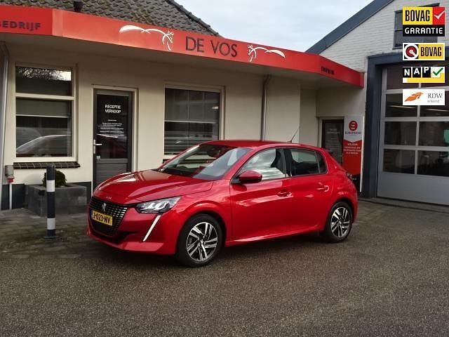 Rood Occasion 2020 Peugeot 208 Allure Hatchback | € 16.000 (Eerlijke prijs) - Afbeelding 1/4