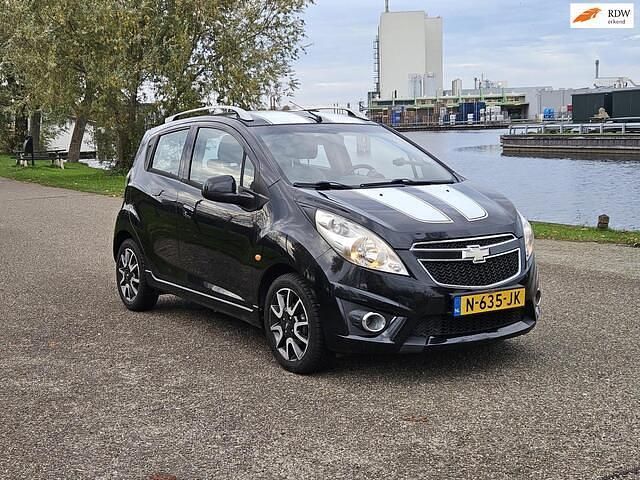 Zwart Gebruikt 2011 Chevrolet Spark Hatchback | € 3.450 (Eerlijke prijs) - Afbeelding 1/4