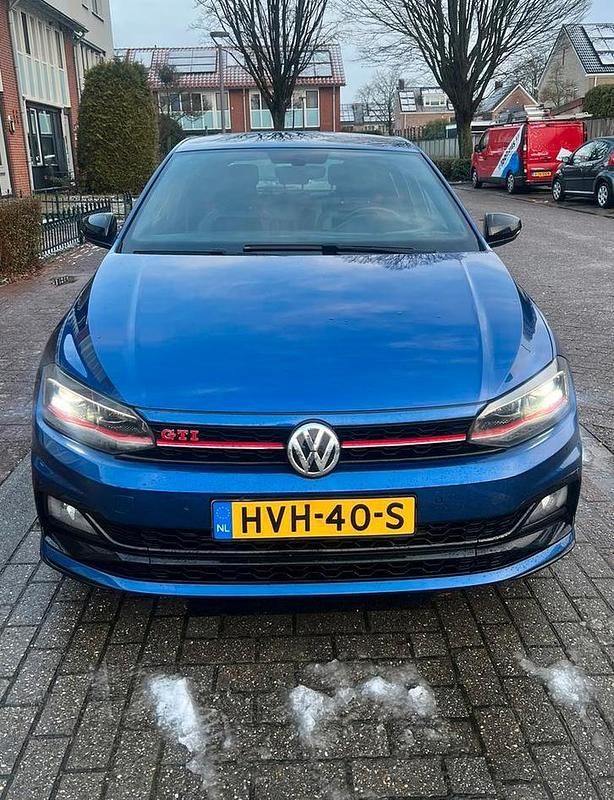 Blauw Occasion 2018 VW Polo GTI Hatchback | € 17.000 (Goede deal) - Afbeelding 1/4