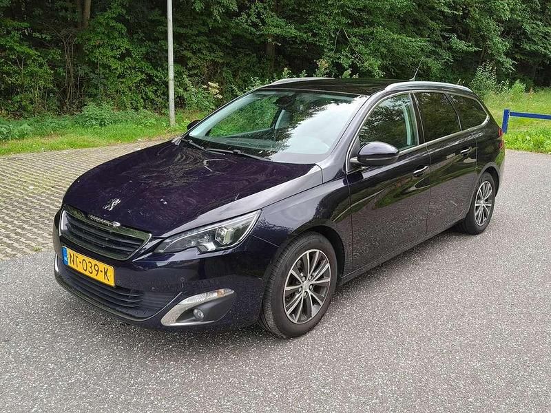 Blauw Gebruikt 2017 Peugeot 308 Allure Stationwagen | € 5.500 (Super prijs) - Afbeelding 1/4
