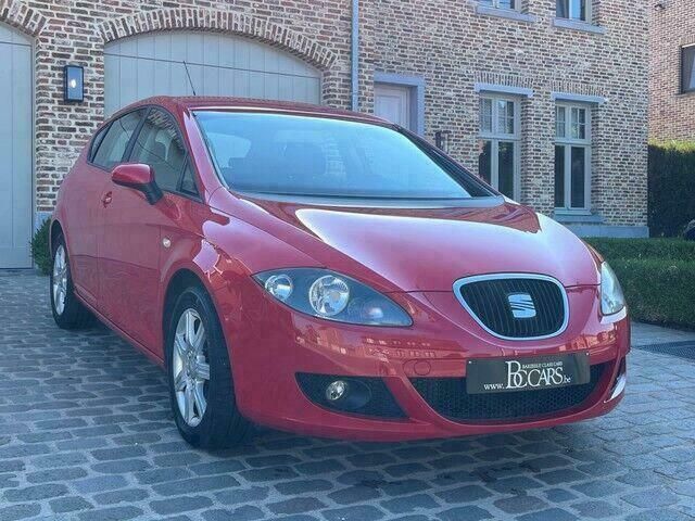 Rood Gebruikt 2007 Seat Leon Sedan | € 3.990 (Iets duurder) - Afbeelding 1/4