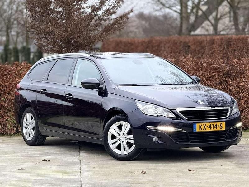 Blauw Gebruikt 2017 Peugeot 308 MPV | € 4.999 (Goede deal) - Afbeelding 1/4