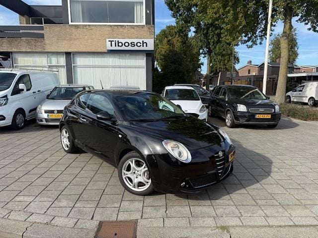 Zwart Gebruikt 2008 Alfa Romeo MiTo Hatchback | € 3.950 (Eerlijke prijs) - Afbeelding 1/3