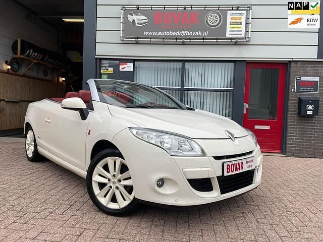 Bruin Gebruikt 2011 Renault Mégane Cabriolet GT-Line Cabriolet | € 9.500 (Iets duurder) - Afbeelding 1/4