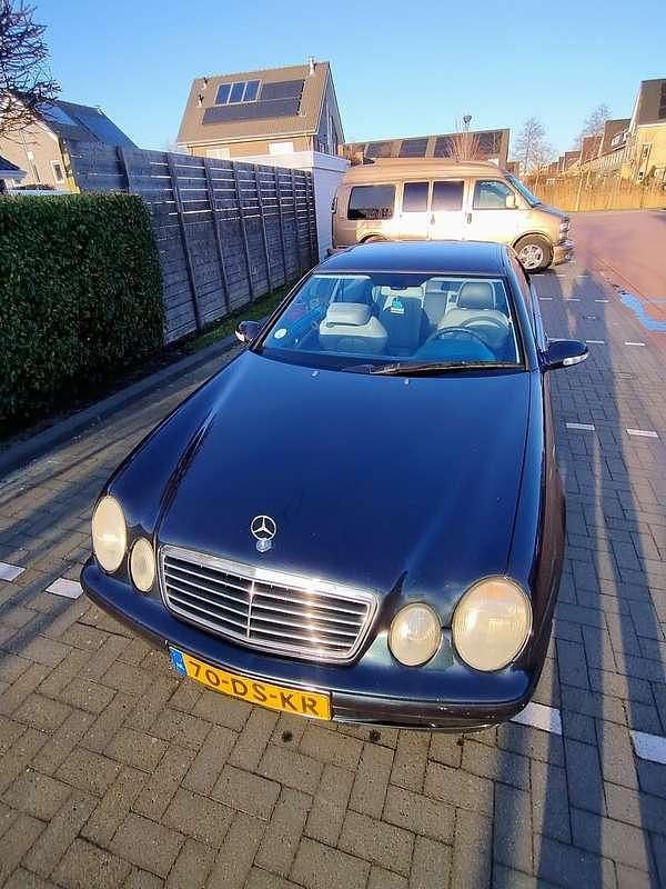 Occasion Mercedes CLK200 136 PK (100 kW) 1999 Blauw Coupé