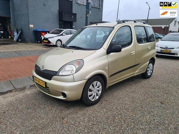 Gebruikt 2001 Toyota Yaris Sol Stationwagen | € 2.550 (Eerlijke prijs) - Afbeelding 1/4