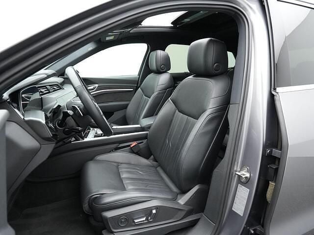 Occasion Audi e-tron Basis 300 kW (408 PK) 2019 Grijs SUV
