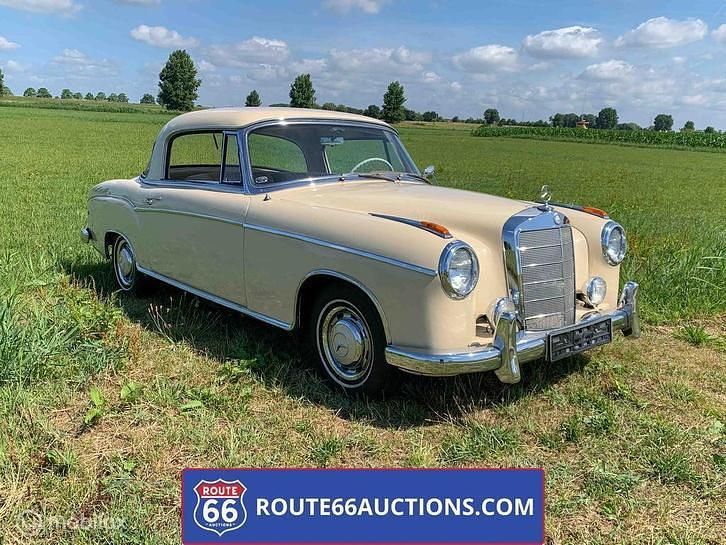 Gebruikt 1960 Mercedes 220 SE Coupé | € 32.500 - Afbeelding 1/4