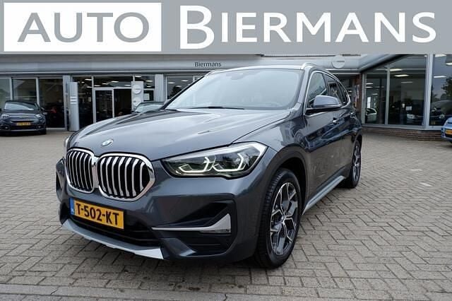 Grijs Gebruikt 2020 BMW X1 SUV | € 28.890 (Iets duurder) - Afbeelding 1/4