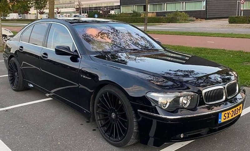 Zwart Gebruikt 2003 BMW 760 Sedan | € 11.999 - Afbeelding 1/4