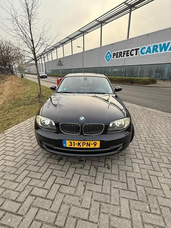Occasion 2010 BMW 118 Hatchback | € 4.900 (Eerlijke prijs) - Afbeelding 1/4