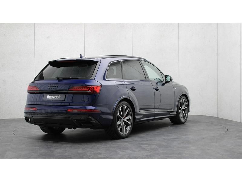 Occasion Audi Q7 Competition 341 PK (250 kW) 2023 Blauw SUV