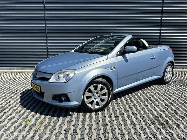 Blauw Gebruikt 2006 Opel Tigra Enjoy Cabriolet | € 2.930 (Eerlijke prijs) - Afbeelding 1/4