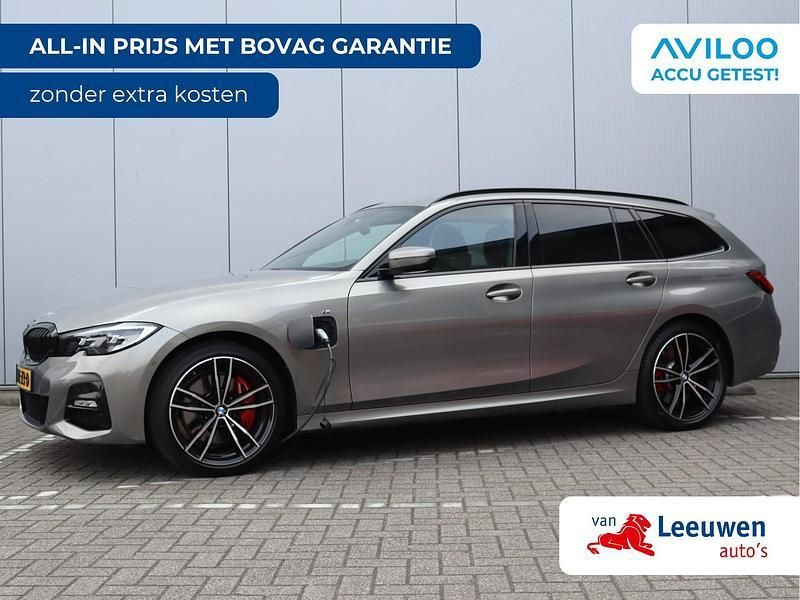 Beige Gebruikt 2021 BMW 330 Executive Stationwagen | € 30.495 (Goede deal) - Afbeelding 1/3