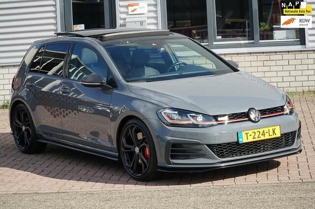 Grijs Gebruikt 2019 VW Golf VII GTI Hatchback | € 27.850 (Super prijs) - Afbeelding 1/4