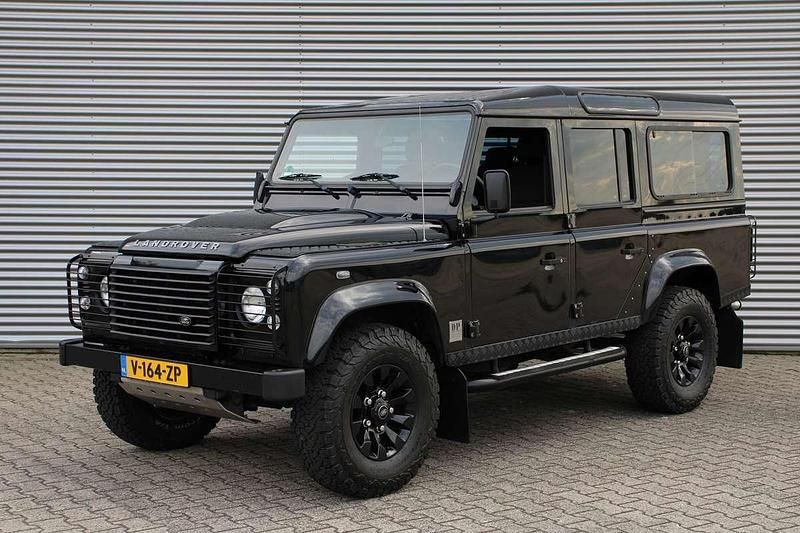 Zwart Gebruikt 2011 Land Rover Defender SUV | € 51.950 - Afbeelding 1/4