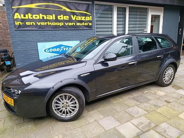 Zwart Gebruikt 2008 Alfa Romeo 159 Business Stationwagen | € 2.450 (Eerlijke prijs) - Afbeelding 1/4