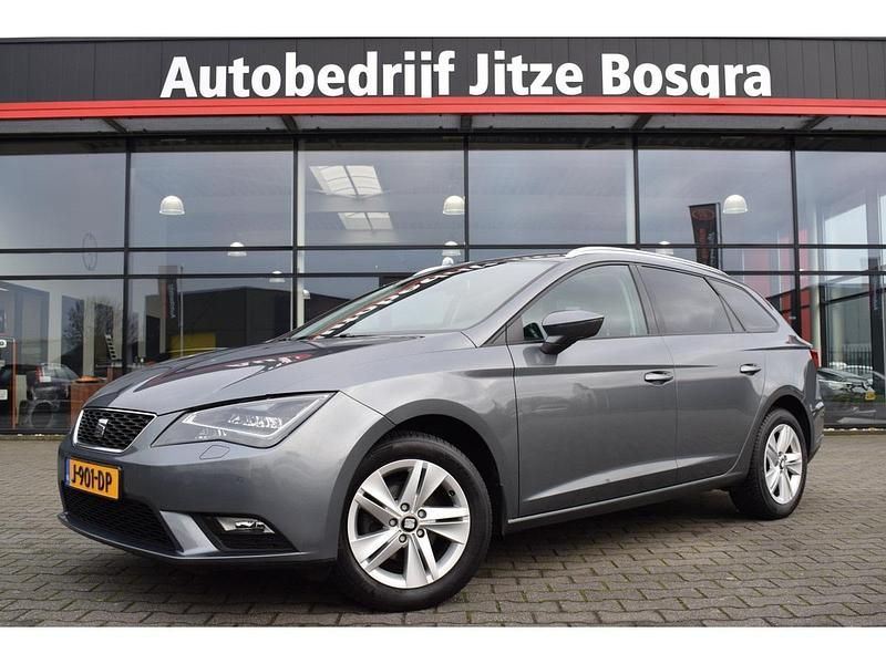 Grijs Gebruikt 2017 Seat Leon Style Stationwagen | € 10.950 (Eerlijke prijs) - Afbeelding 1/4