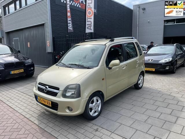 Geel Gebruikt 2004 Opel Agila Cosmo Hatchback | € 1.499 (Eerlijke prijs) - Afbeelding 1/4