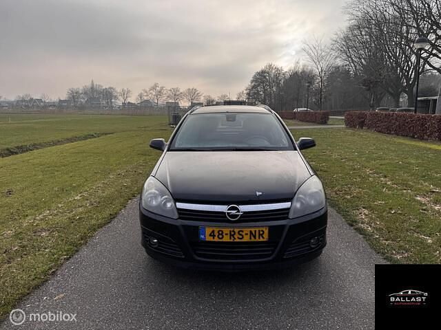 Occasion Opel Astra Elegance 125 PK (91 kW) 2005 Zwart Stationwagen