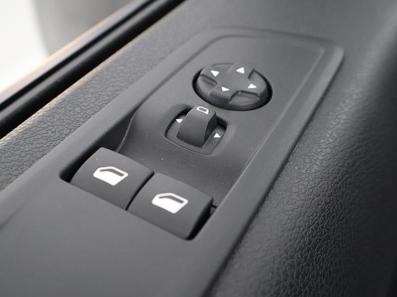 Occasion Toyota Proace 100 kW (136 PK) 2025 Zwart MPV