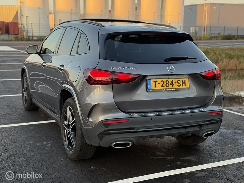 Occasion Mercedes GLA250 AMG line 163 PK (119 kW) 2023 Grijs SUV