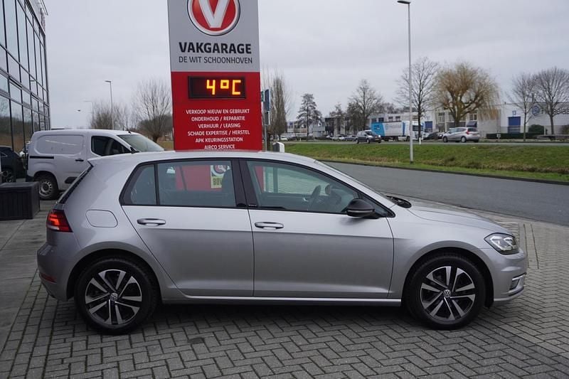 Occasion VW Golf VIII Highline 2024 Grijs Hatchback