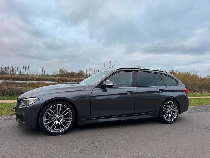 Gebruikt 2012 BMW 330 M Sport Stationwagen | € 8.950 (Super prijs) - Afbeelding 1/4