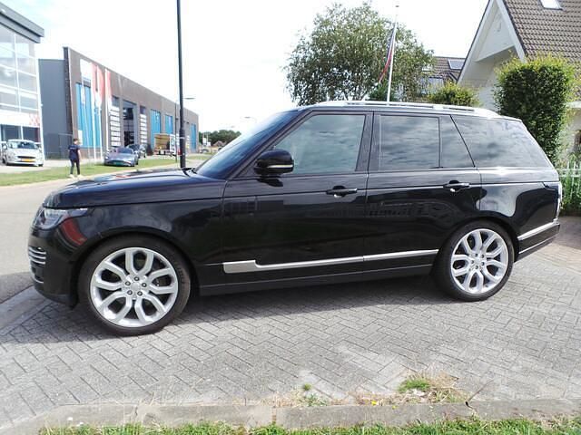 Zwart Gebruikt 2018 Land Rover Range Rover Autobiography SUV | € 54.950 (Eerlijke prijs) - Afbeelding 1/4