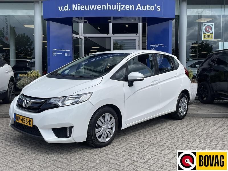 Wit Gebruikt 2017 Honda Jazz Trend Hatchback | € 16.450 (Eerlijke prijs) - Afbeelding 1/4