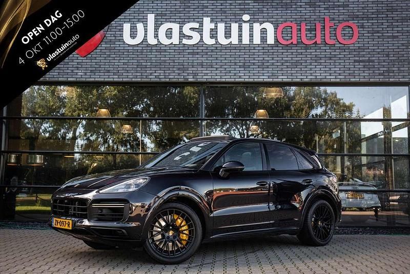 Zwart Gebruikt 2019 Porsche Cayenne Turbo Sport SUV | € 89.950 (Iets duurder) - Afbeelding 1/4