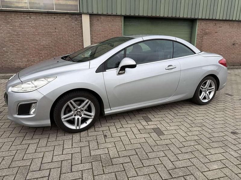 Occasion Peugeot 308 CC Griffe 156 PK (114 kW) 2012 Zilver Cabriolet