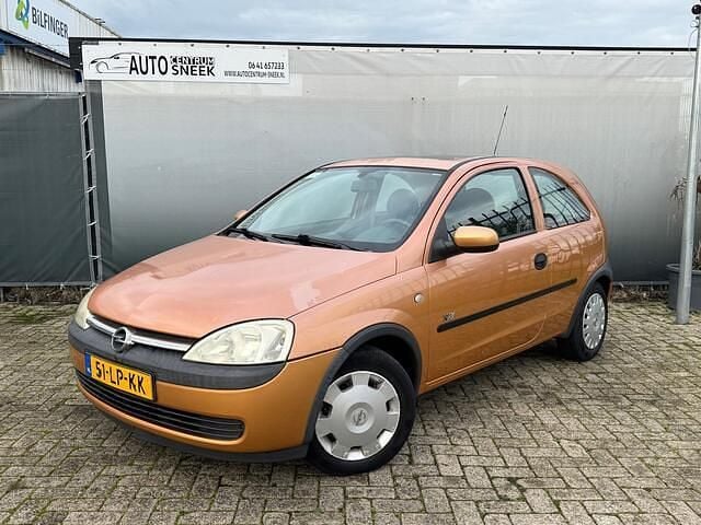 Occasion Opel Corsa Njoy 75 PK (55 kW) 2003 Geel (metallic) Hatchback