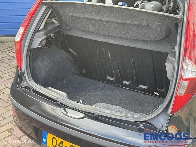 Occasion Fiat Punto Classica 60 PK (44 kW) 2008 Zwart Hatchback