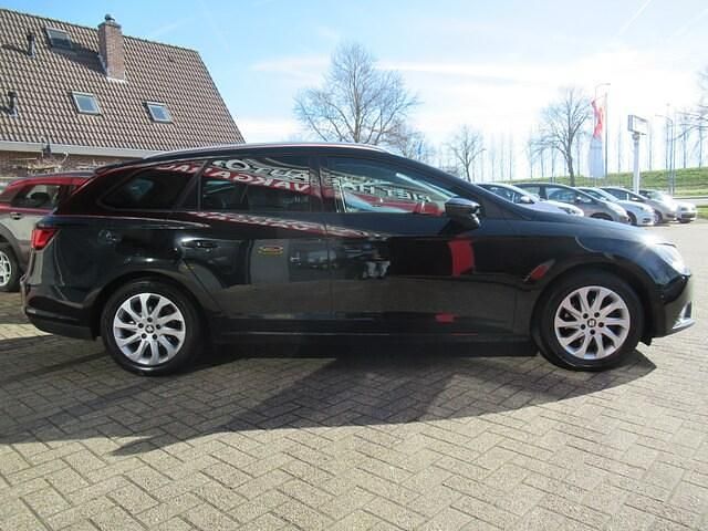 Occasion Seat Leon ST CONNECT 2017 Zwart (metallic) Stationwagen