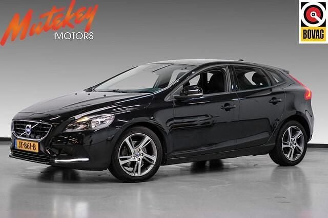 Occasion Volvo V40 Summum 123 PK (90 kW) 2016 Zwart Hatchback